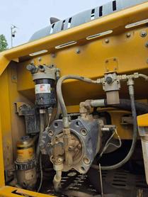 Buy XCMG XE200 Used Excavator / 7 Buy XCMG XE200 Used Excavator / 7