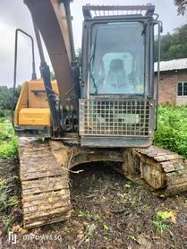 Buy XCMG XE105GA Used Excavator / 3 Buy XCMG XE105GA Used Excavator / 3