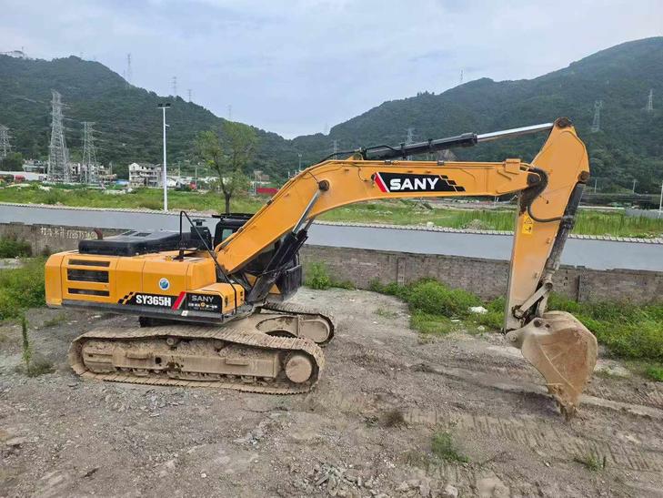 Buy Sany SY365C-8 Used Excavator / 1