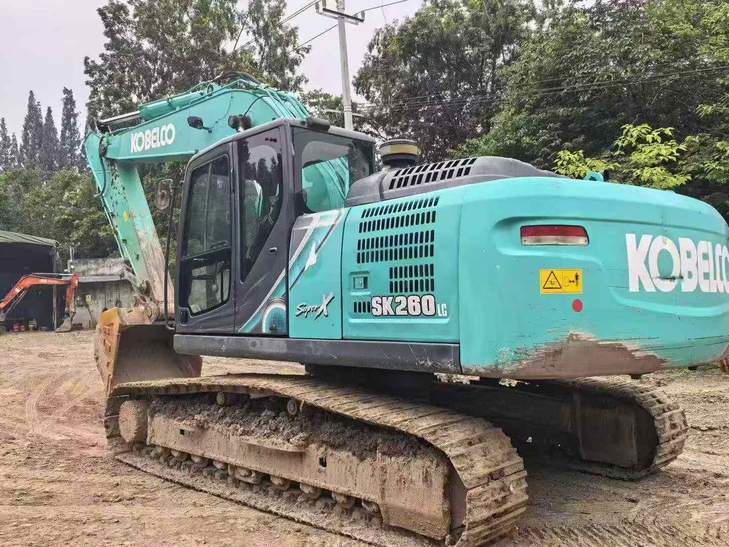 Buy Kobelco SK270D Used Excavator / 1