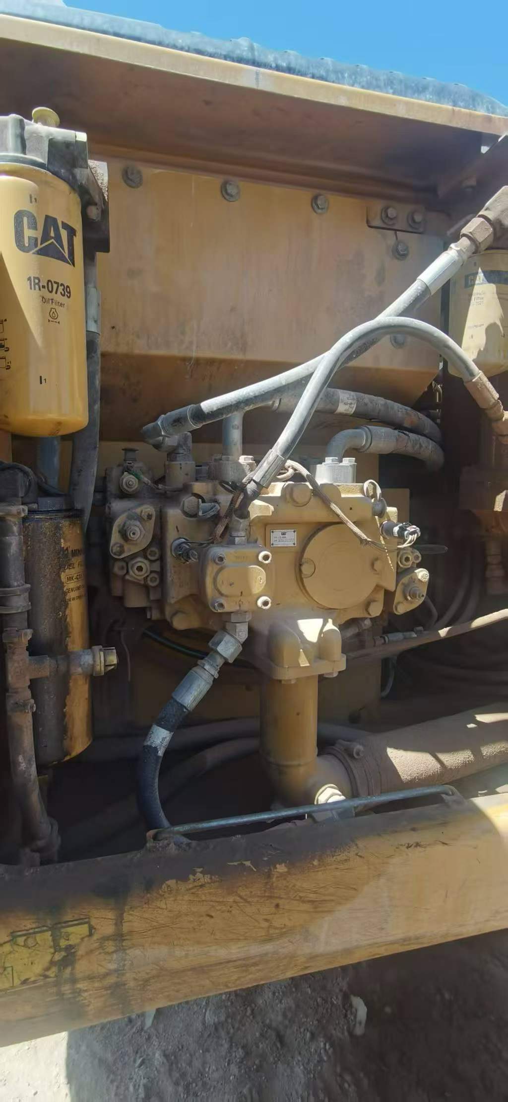 Buy Caterpillar 320D Used Excavator / 6 Buy Caterpillar 320D Used Excavator / 6
