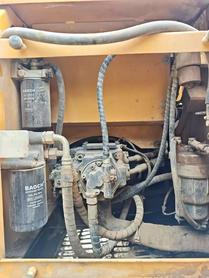 Buy Sany SY125C Used Excavator / 8 Buy Sany SY125C Used Excavator / 8