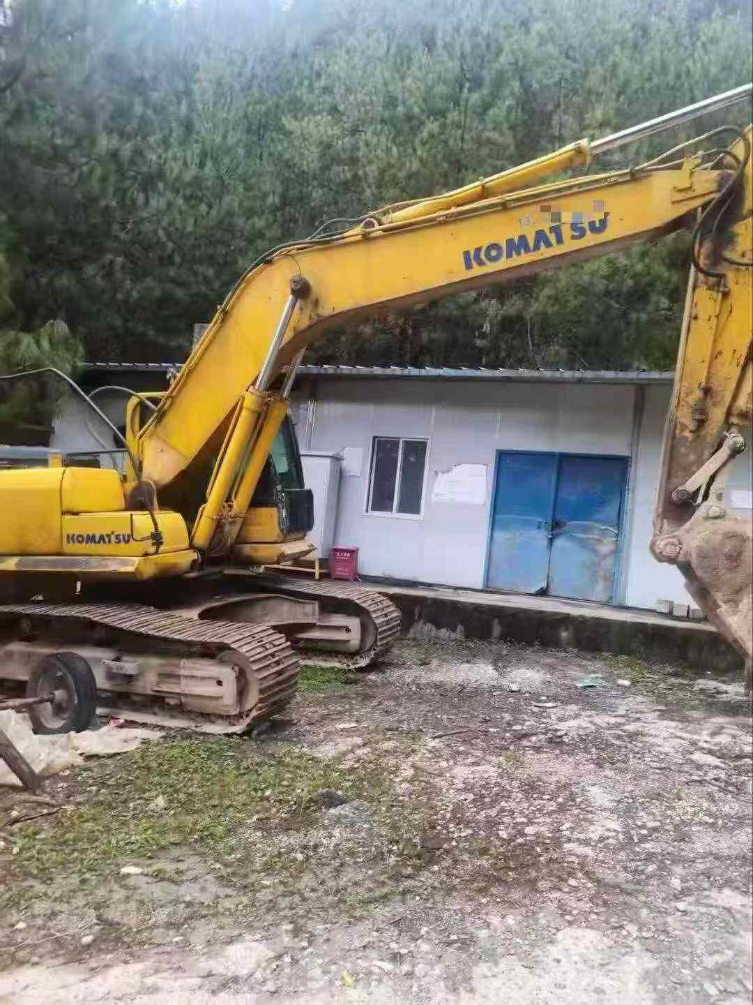 Buy Komatsu PC240-6 Used Excavator / 4 Buy Komatsu PC240-6 Used Excavator / 4