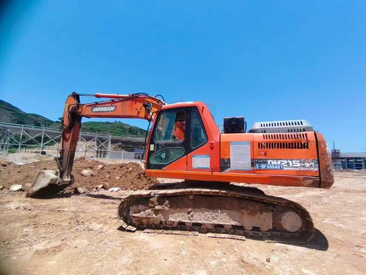Buy Doosan S225 Used Excavator / 1