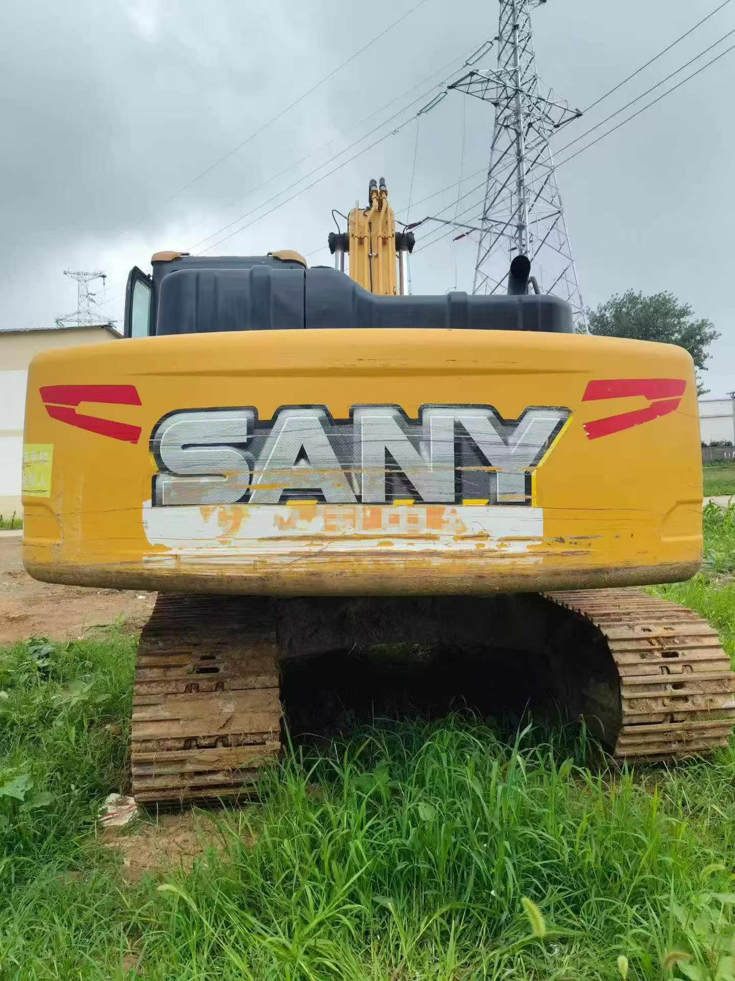 Compre Escavadeira Sany SY205C-8 Usada / 5 Compre Escavadeira Sany SY205C-8 Usada / 5