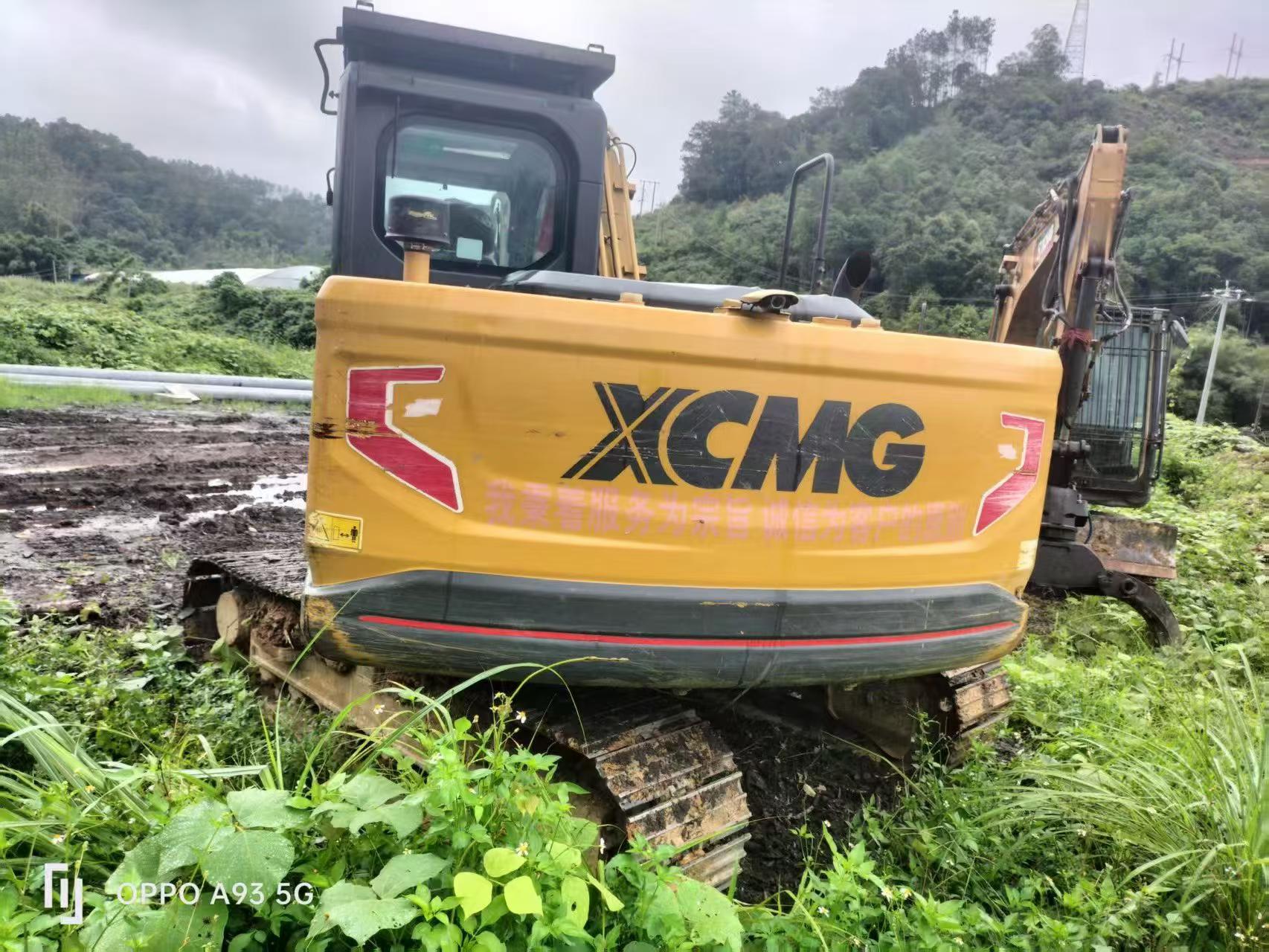 Buy XCMG XE105GA Used Excavator / 4 Buy XCMG XE105GA Used Excavator / 4
