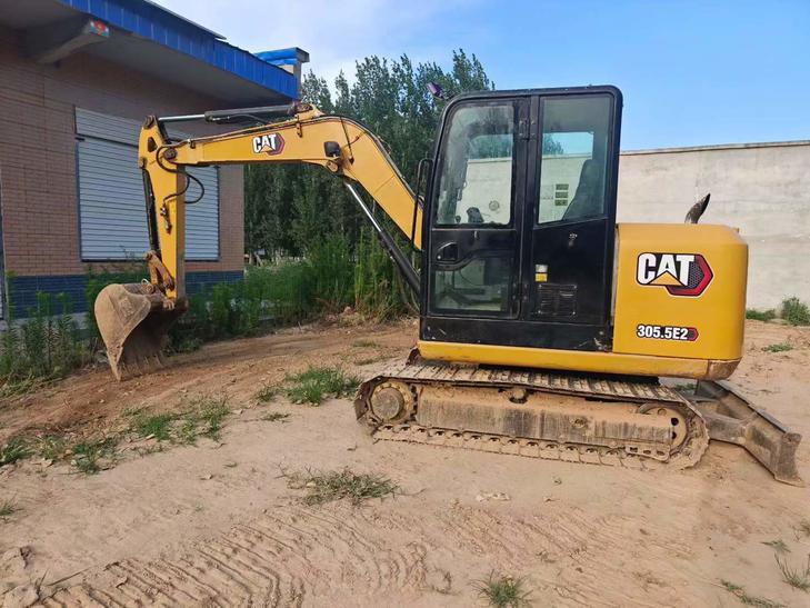 Buy Caterpillar 305.5 Used Excavator / 1