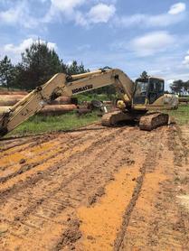 Buy Komatsu PC200-7 Used Excavator / 4 Buy Komatsu PC200-7 Used Excavator / 4
