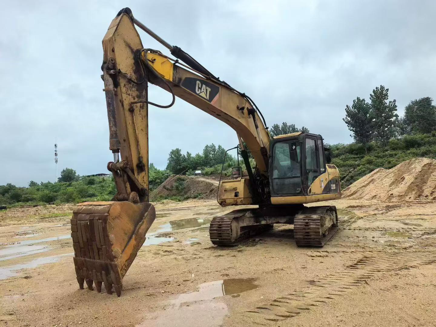 Buy Caterpillar 320D Used Excavator / 4 Buy Caterpillar 320D Used Excavator / 4