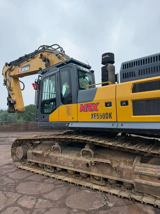 Buy XCMG XE550DK Used Excavator / 1