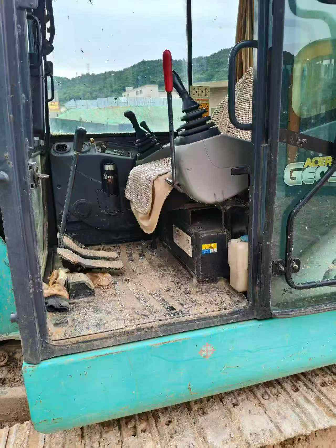 Buy Kobelco SK60-8 Used Excavator / 6 Buy Kobelco SK60-8 Used Excavator / 6