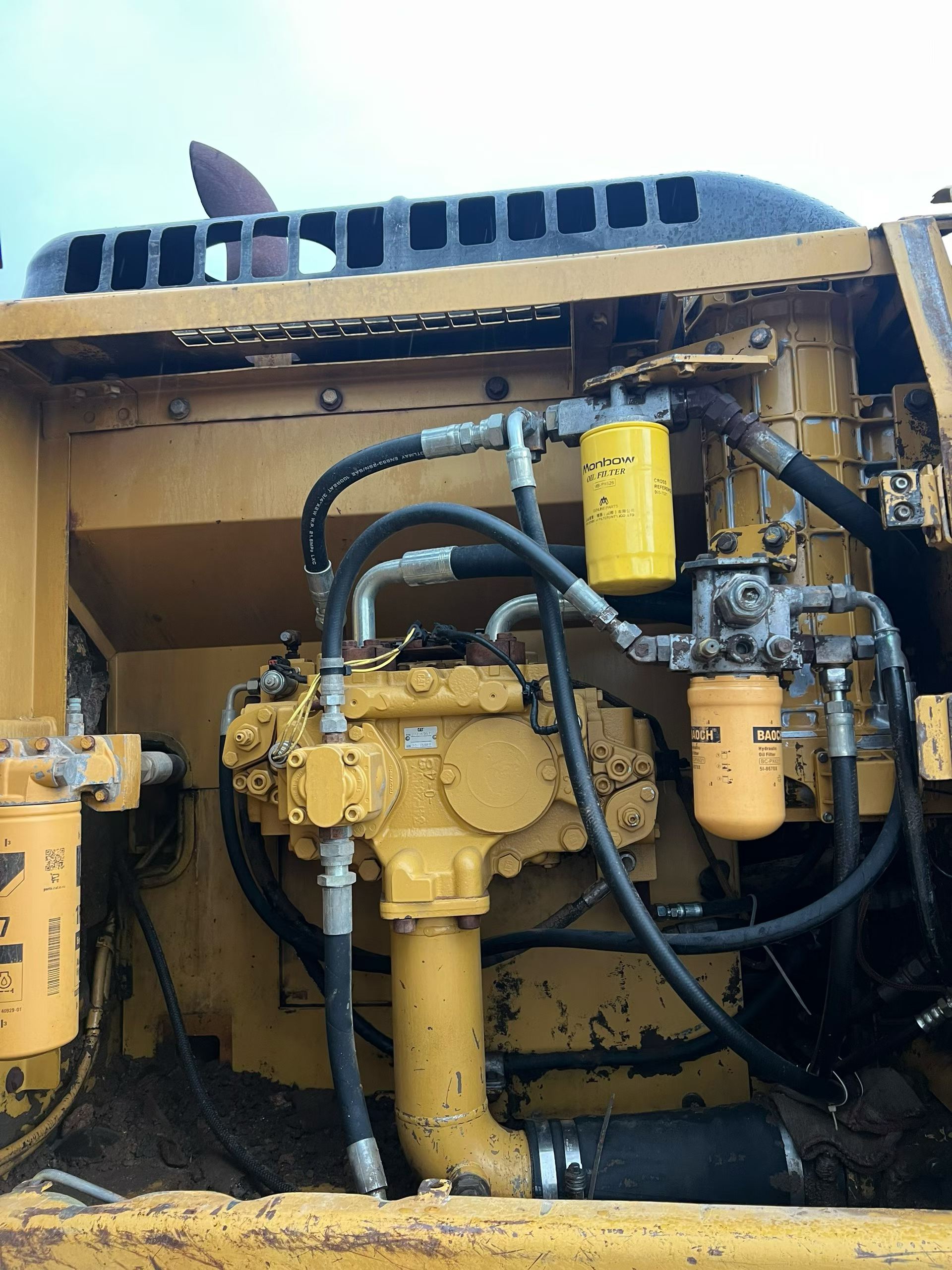 Buy Caterpillar 324D Used Excavator / 6 Buy Caterpillar 324D Used Excavator / 6