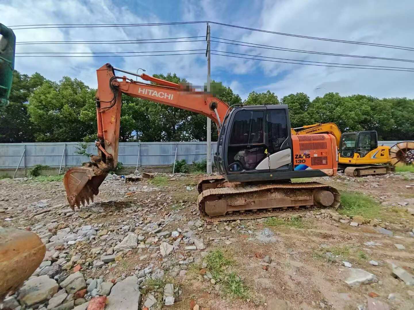 Buy Hitachi EX130 Used Excavator / 2 Buy Hitachi EX130 Used Excavator / 2