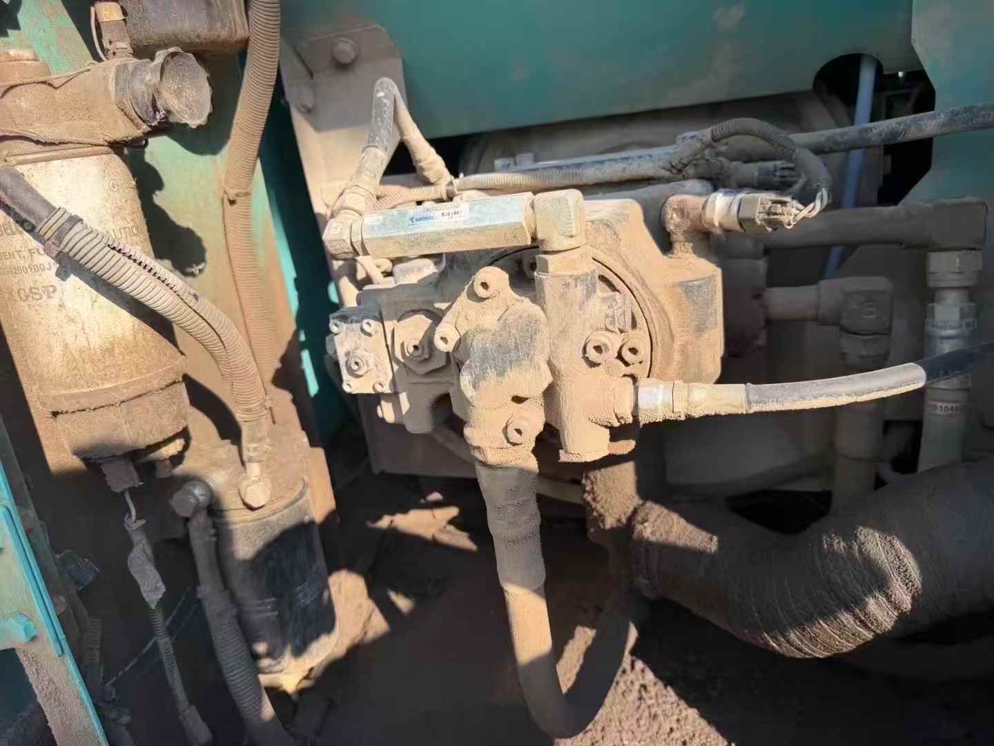 Buy Kobelco SK140 Used Excavator / 2