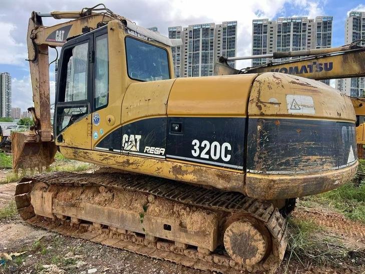 Buy Caterpillar 320C Used Excavator / 1