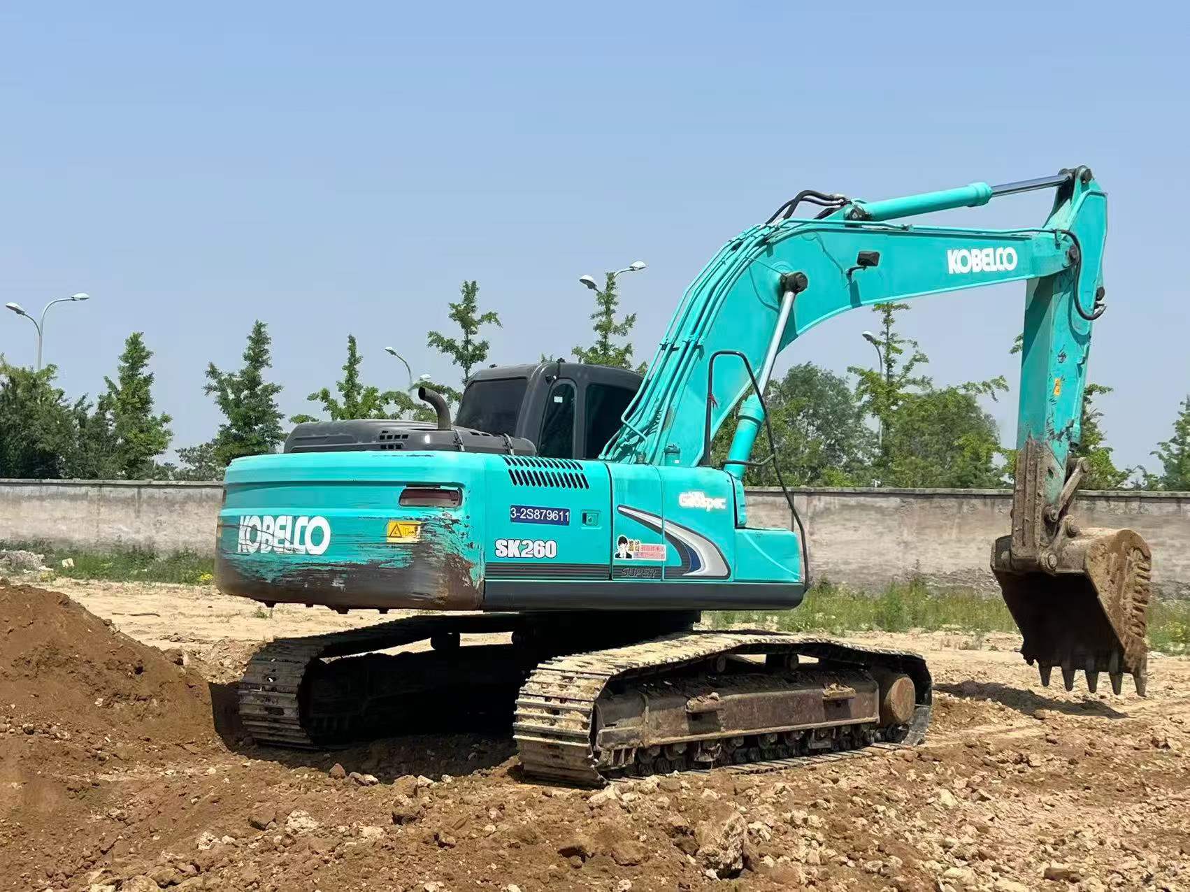 Buy Kobelco SK260 Used Excavator / 1