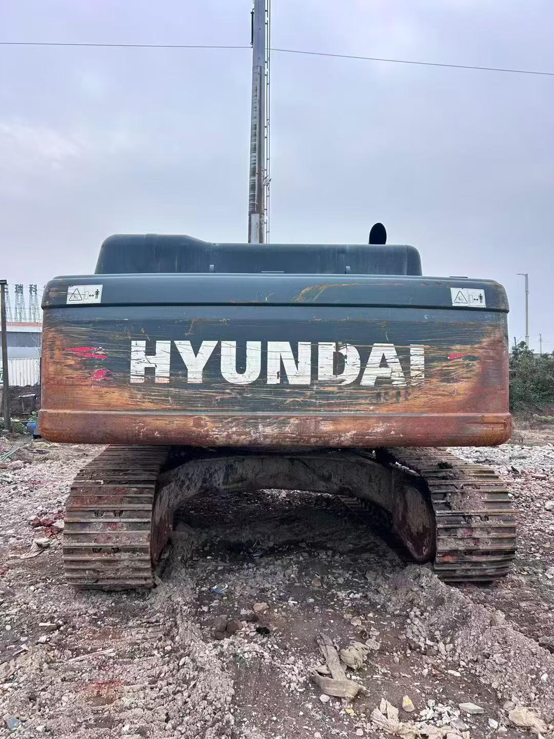 Buy Hyundai R350LVS Used Excavator / 1