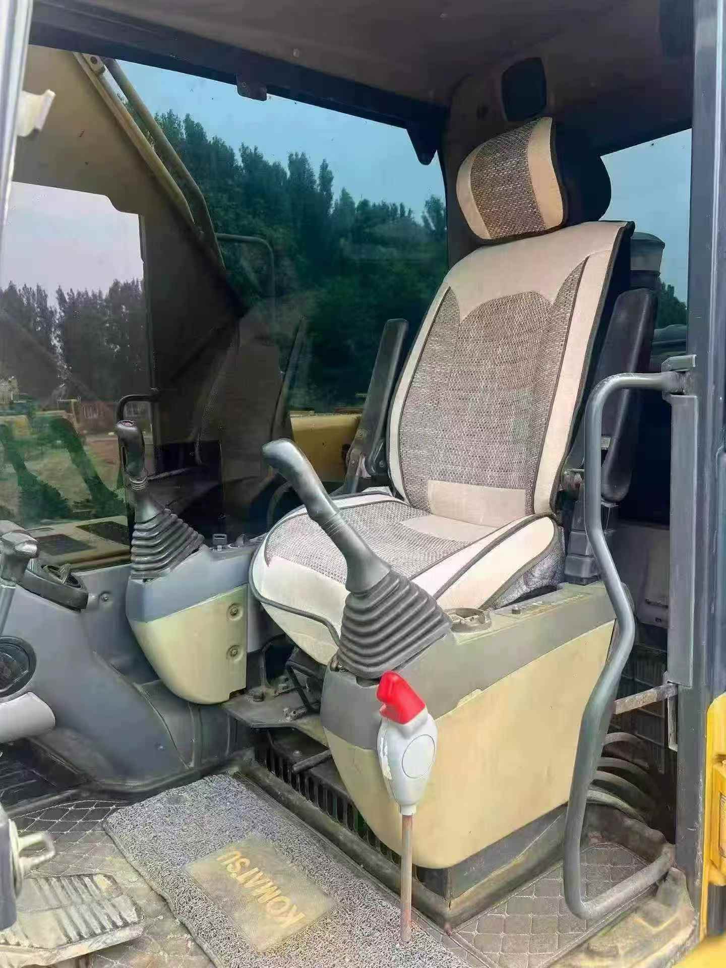 Buy Komatsu PC200 Used Excavator / 7 Buy Komatsu PC200 Used Excavator / 7