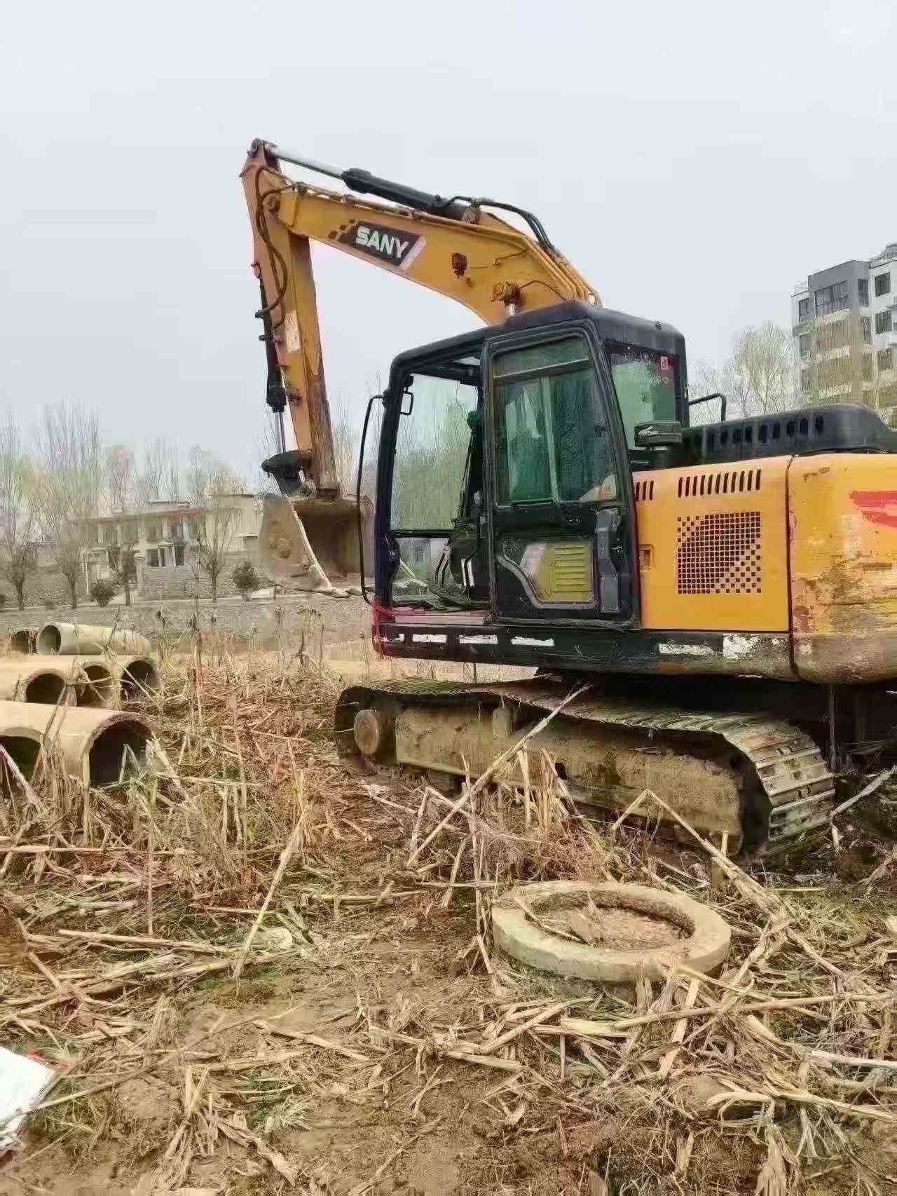 Buy Sany SY135 Used Excavator / 1