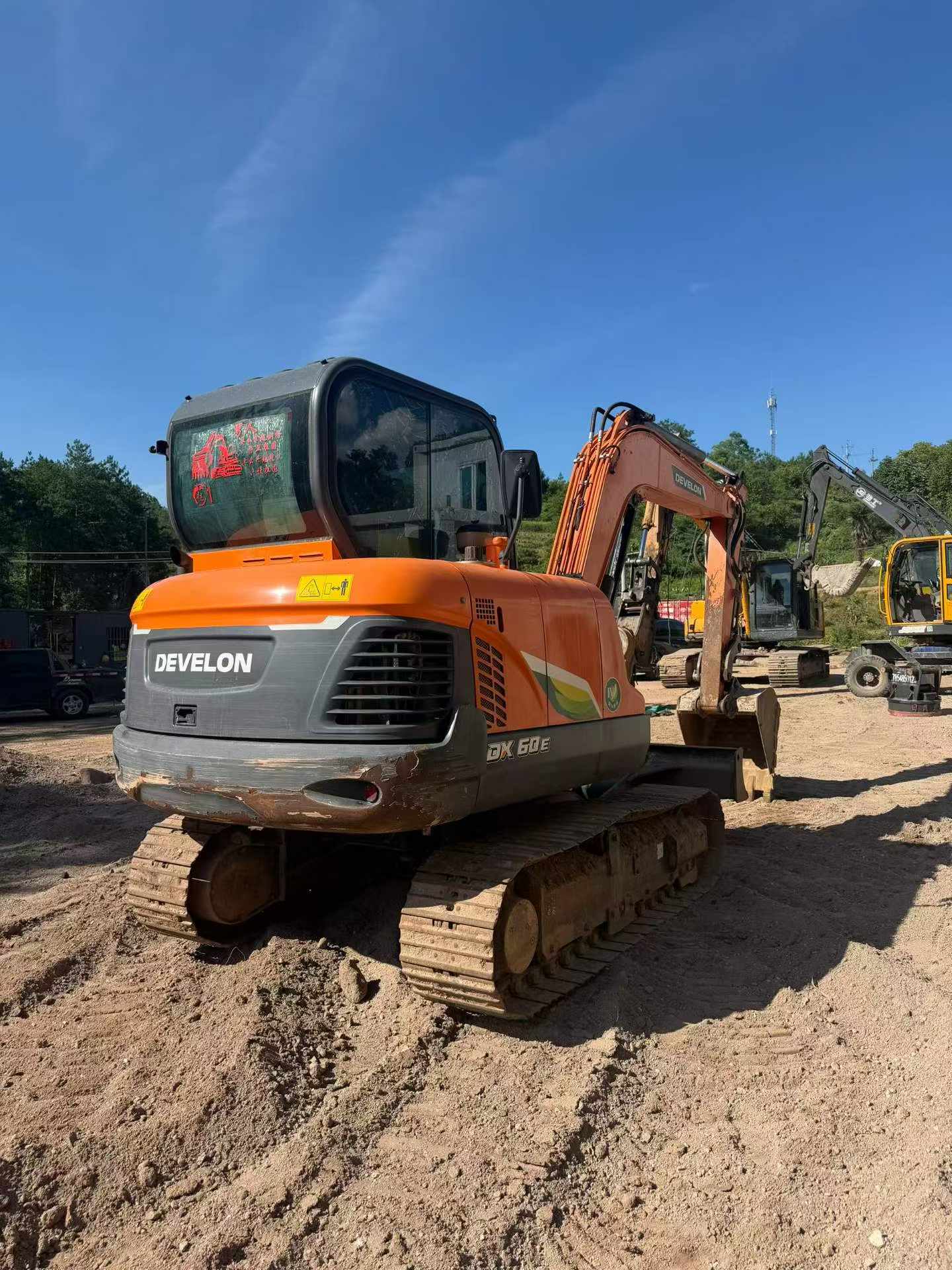 Buy Doosan DH60 Used Excavator / 3 Buy Doosan DH60 Used Excavator / 3