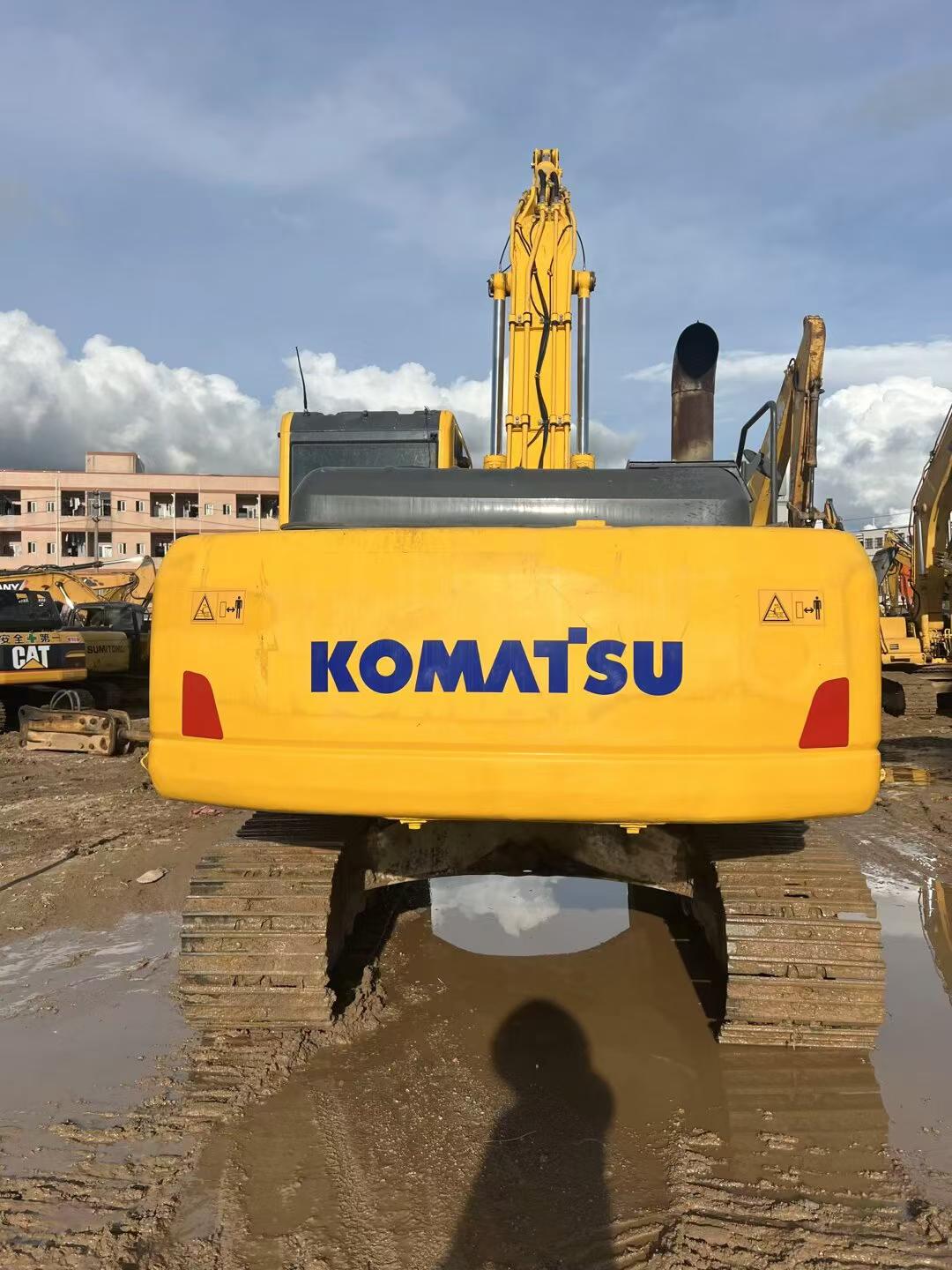 Buy Komatsu PC200-8 Used Excavator / 9 Buy Komatsu PC200-8 Used Excavator / 9