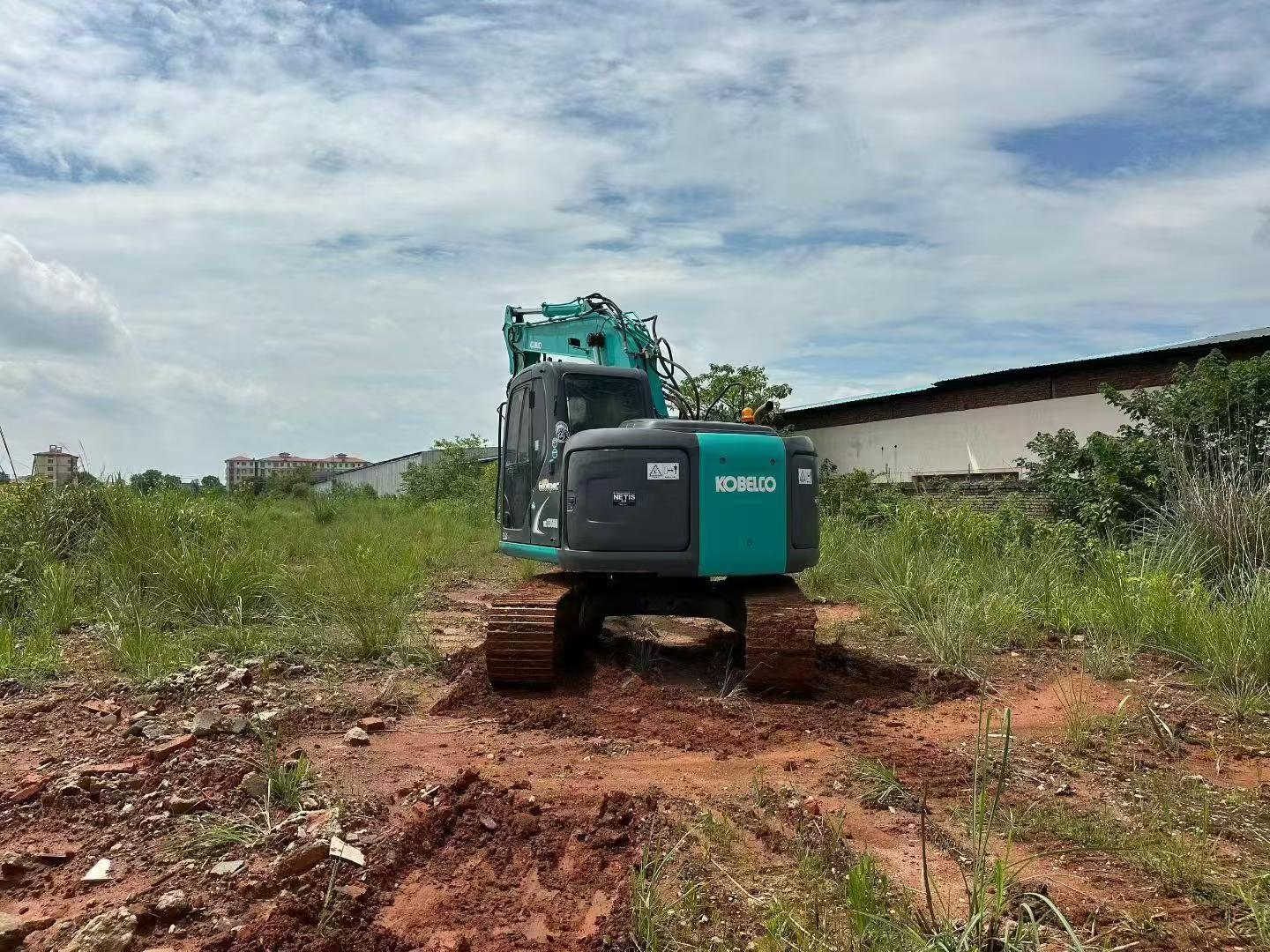 Buy Kobelco SK135 Used Excavator / 2 Buy Kobelco SK135 Used Excavator / 2