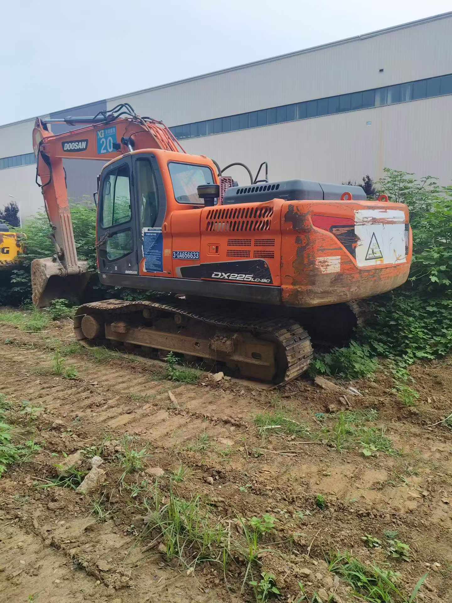 Buy Doosan DH215-7 Used Excavator / 3 Buy Doosan DH215-7 Used Excavator / 3