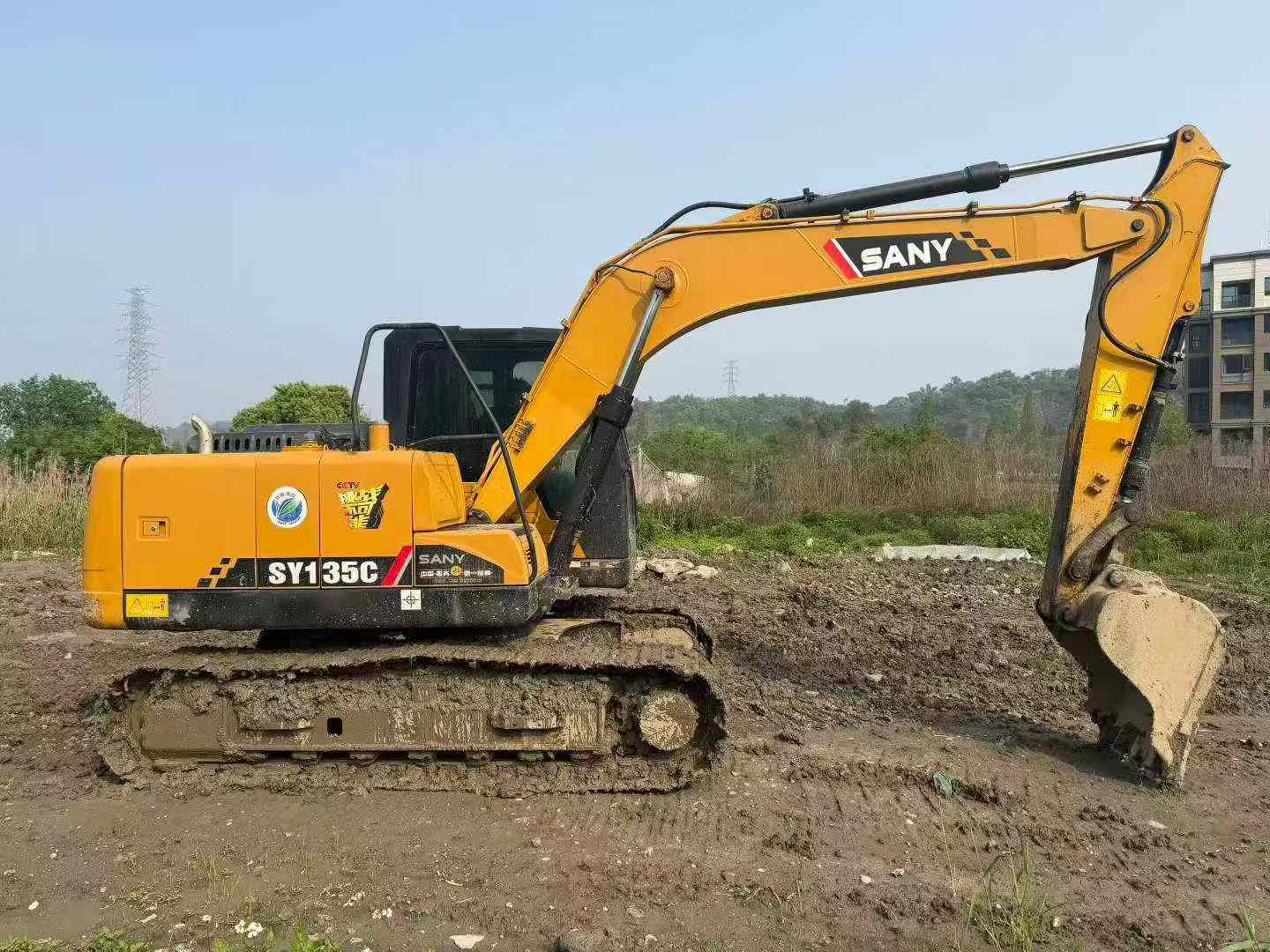 Buy Sany SY135 Used Excavator / 3 Buy Sany SY135 Used Excavator / 3