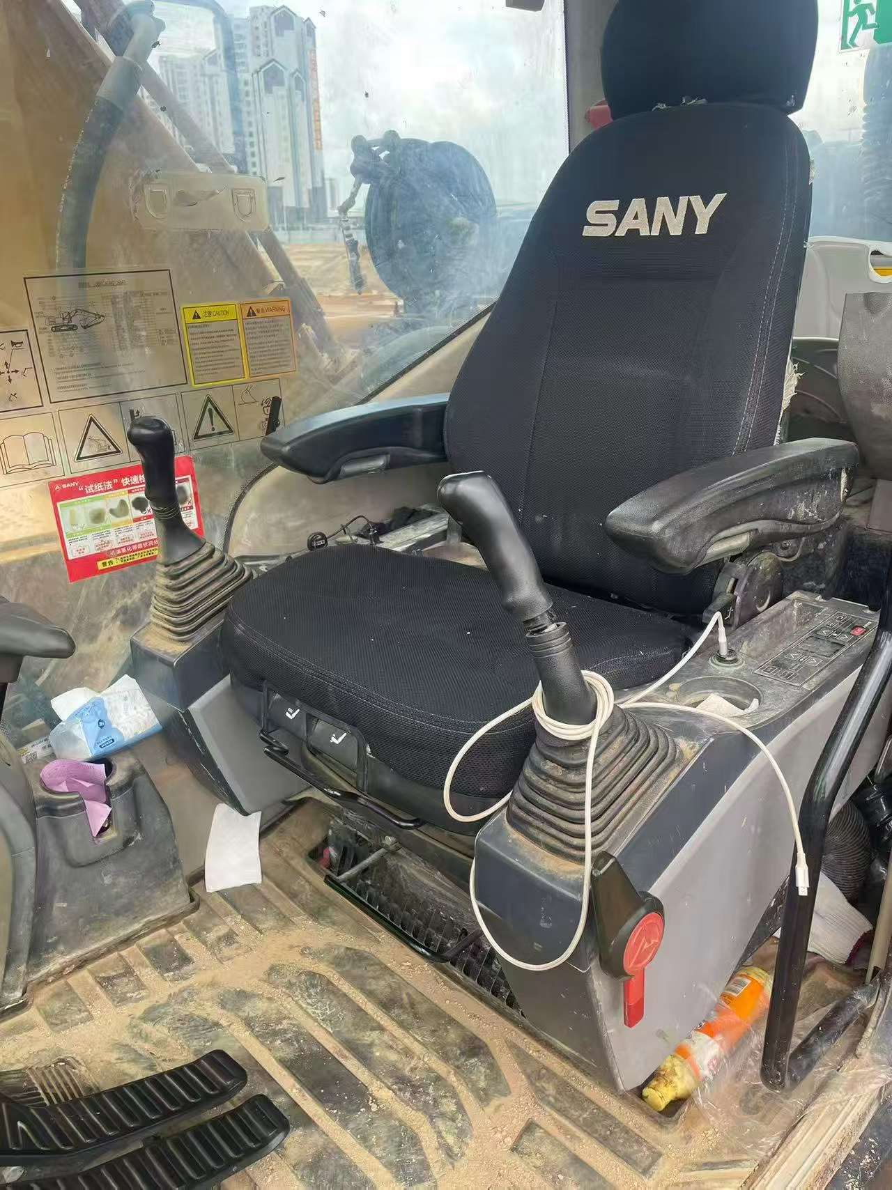 Buy Sany SY215C Used Excavator / 8 Buy Sany SY215C Used Excavator / 8