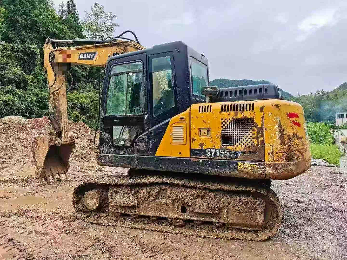 Buy Sany SY135 Used Excavator / 1