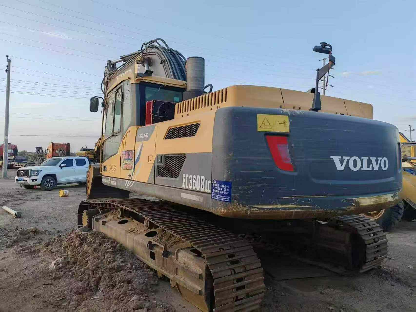 Buy Volvo EC300D Used Excavator / 5 Buy Volvo EC300D Used Excavator / 5