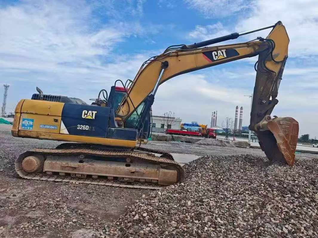 Buy Caterpillar 326DL Used Excavator
