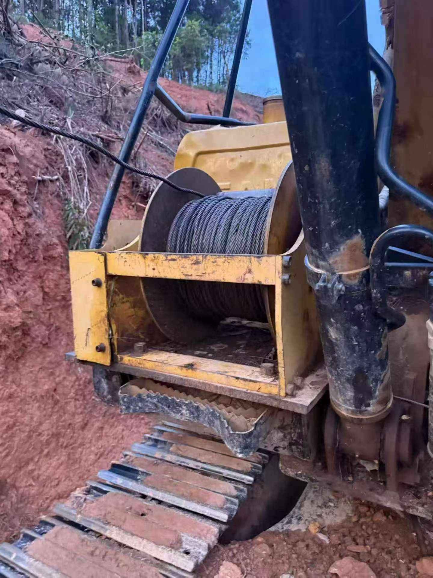 Buy Sany SY135 Used Excavator / 3 Buy Sany SY135 Used Excavator / 3