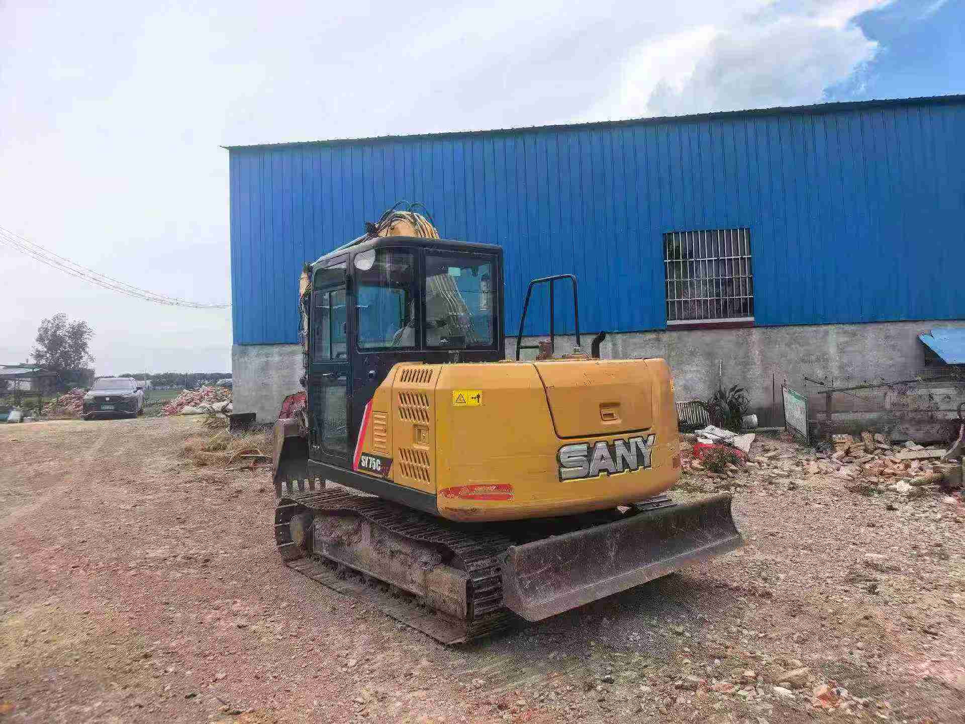 Buy Sany SY75 Used Excavator / 2 Buy Sany SY75 Used Excavator / 2