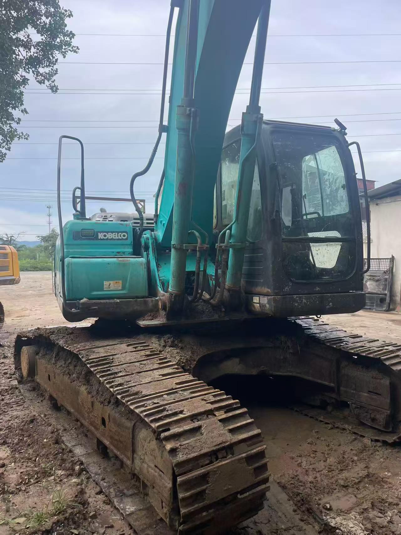 Buy Kobelco SK200 Used Excavator / 5