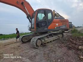 Buy Doosan DX215-9C Used Excavator / 4 Buy Doosan DX215-9C Used Excavator / 4