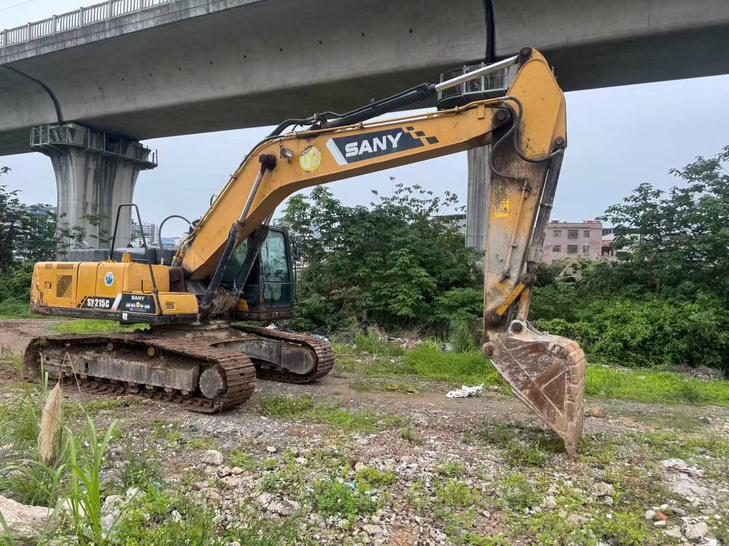 Buy Sany SY215C Used Excavator / 1