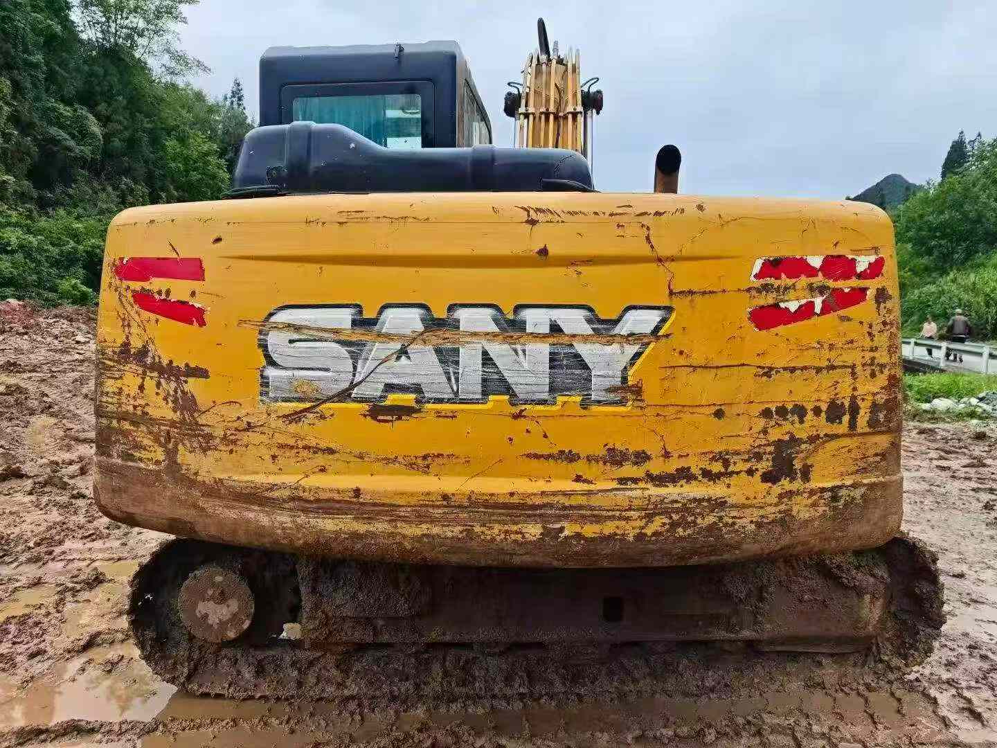 Buy Sany SY135 Used Excavator / 4 Buy Sany SY135 Used Excavator / 4