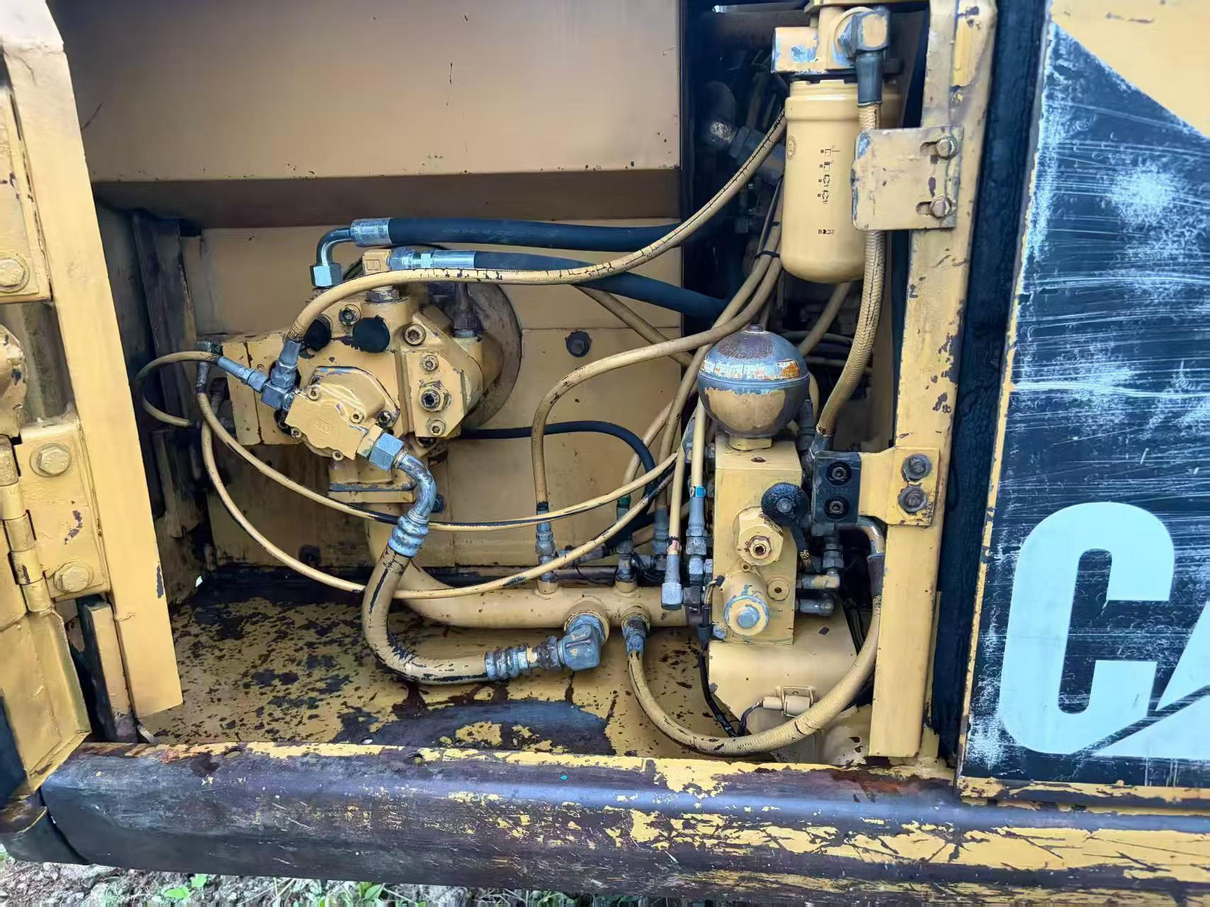 Buy Caterpillar 307B Used Excavator / 6 Buy Caterpillar 307B Used Excavator / 6