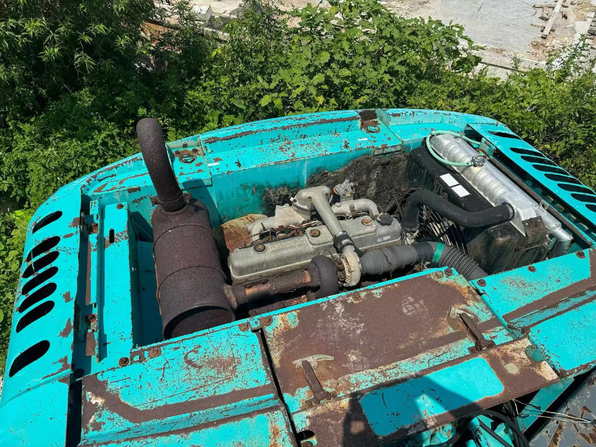 Buy Kobelco SK200-5.5 Used Excavator / 3 Buy Kobelco SK200-5.5 Used Excavator / 3