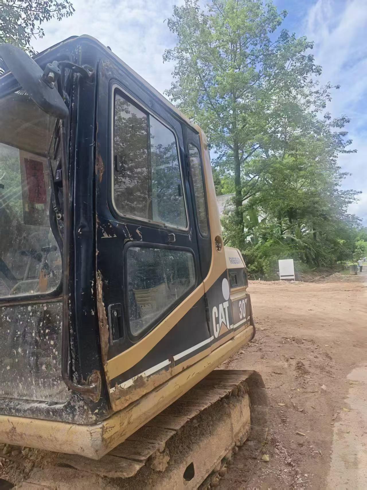 Buy Caterpillar 307B Used Excavator / 6 Buy Caterpillar 307B Used Excavator / 6