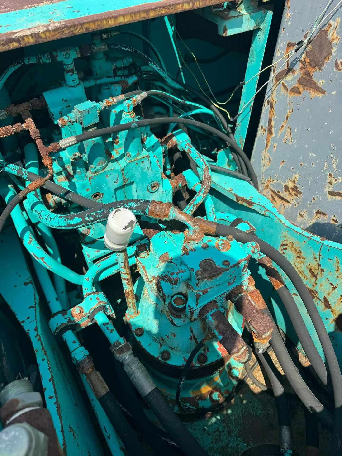 Buy Kobelco SK200-5.5 Used Excavator / 5 Buy Kobelco SK200-5.5 Used Excavator / 5