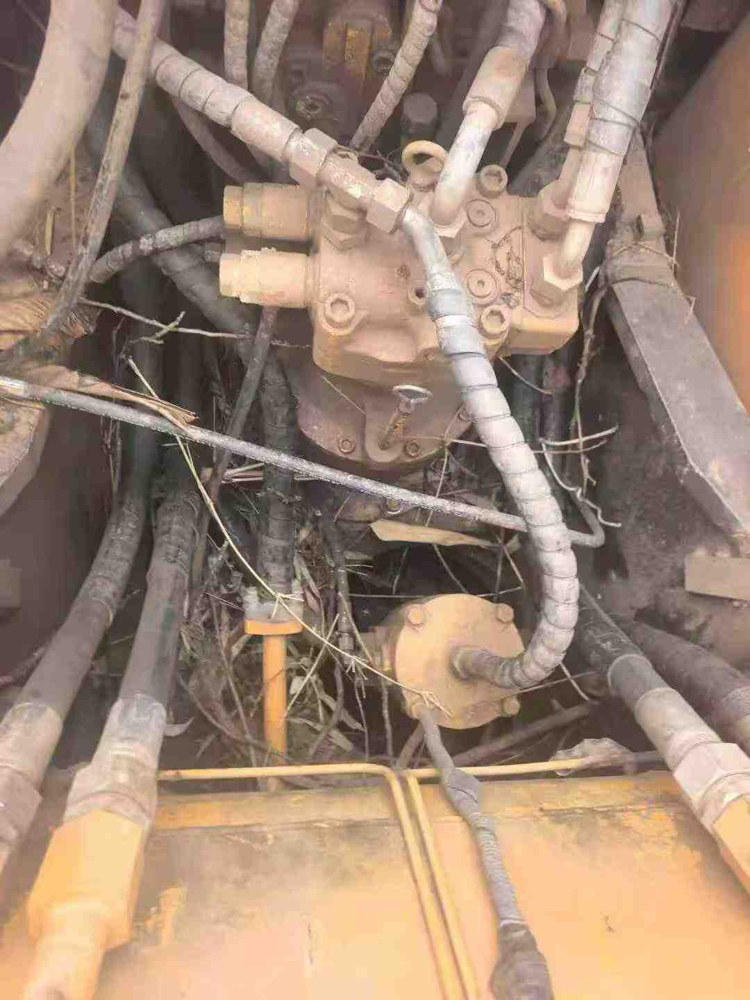 Buy Sany SY135 Used Excavator / 9 Buy Sany SY135 Used Excavator / 9