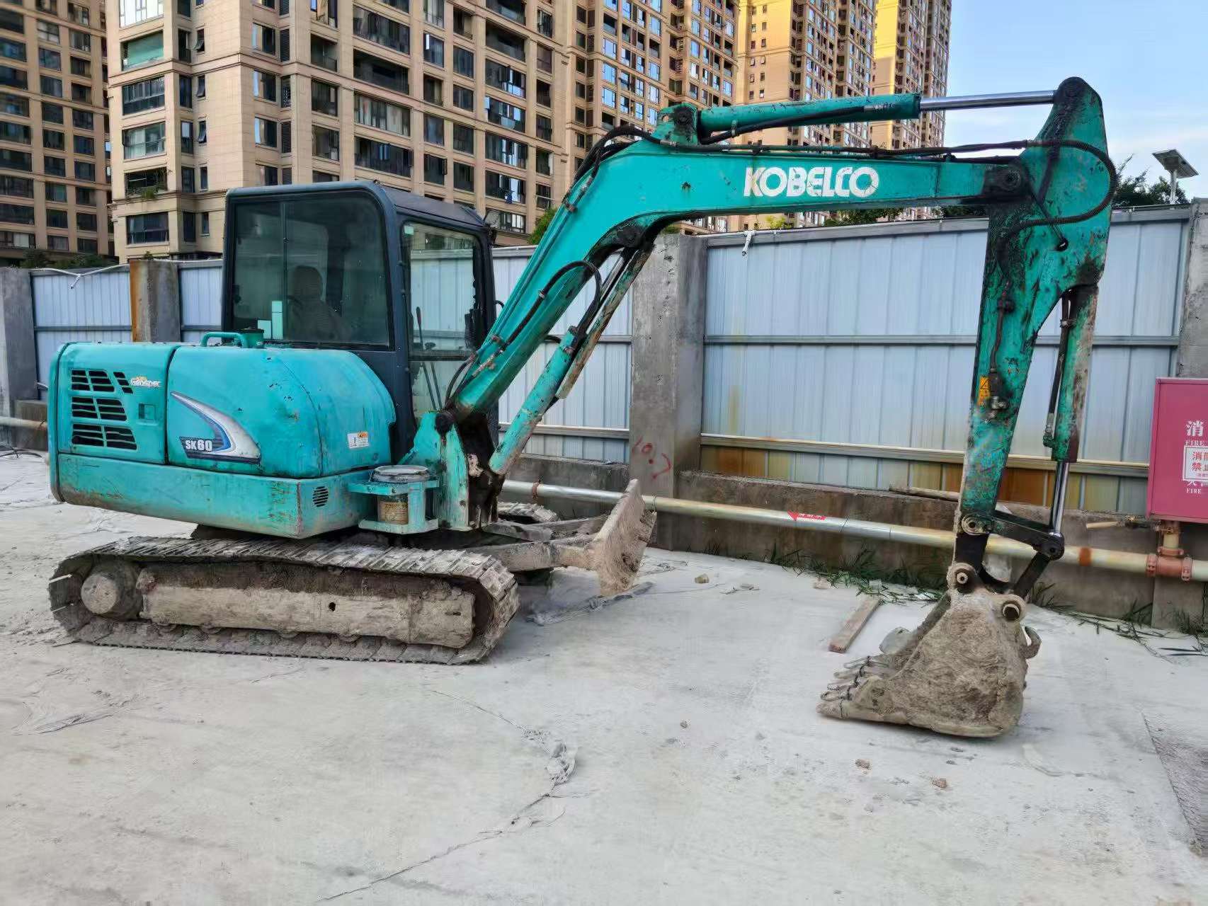 Buy Kobelco SK60-8 Used Excavator