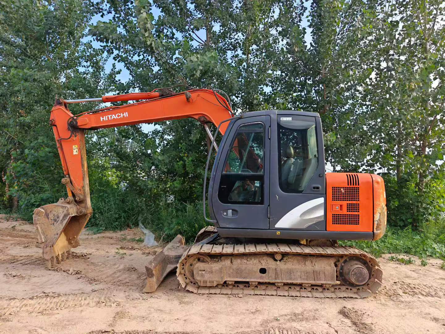 Buy Hitachi ZX70-5A Used Excavator / 1