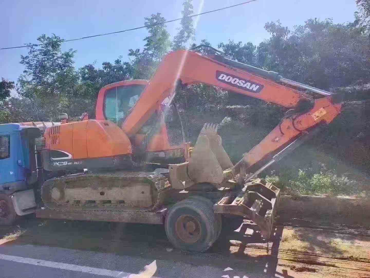 Buy Doosan DX75 Used Excavator / 2 Buy Doosan DX75 Used Excavator / 2