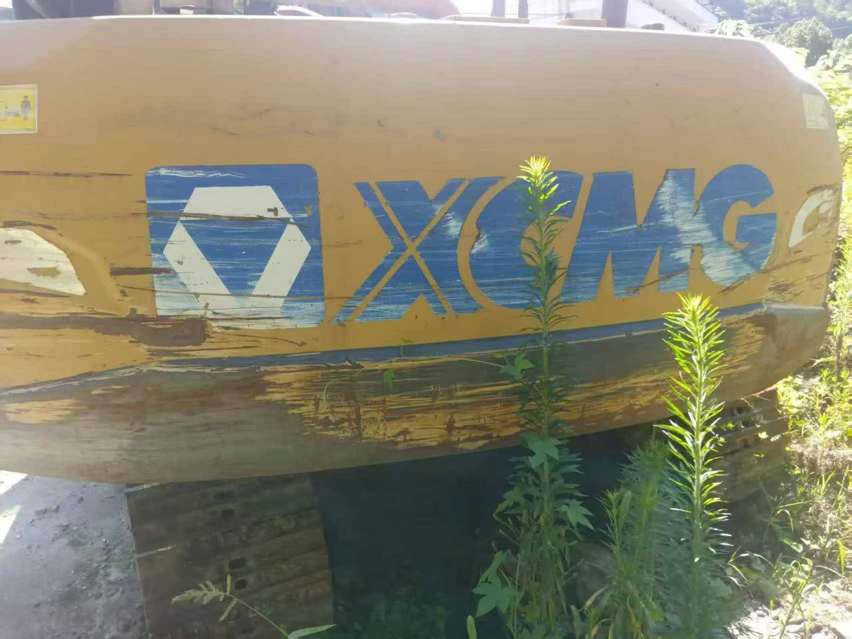Buy XCMG XE150 Used Excavator / 1