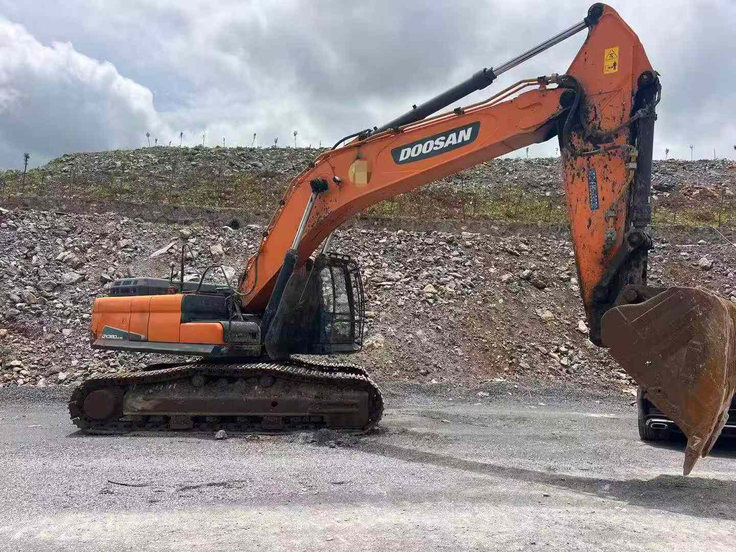 Buy Doosan DX380 Used Excavator / 1