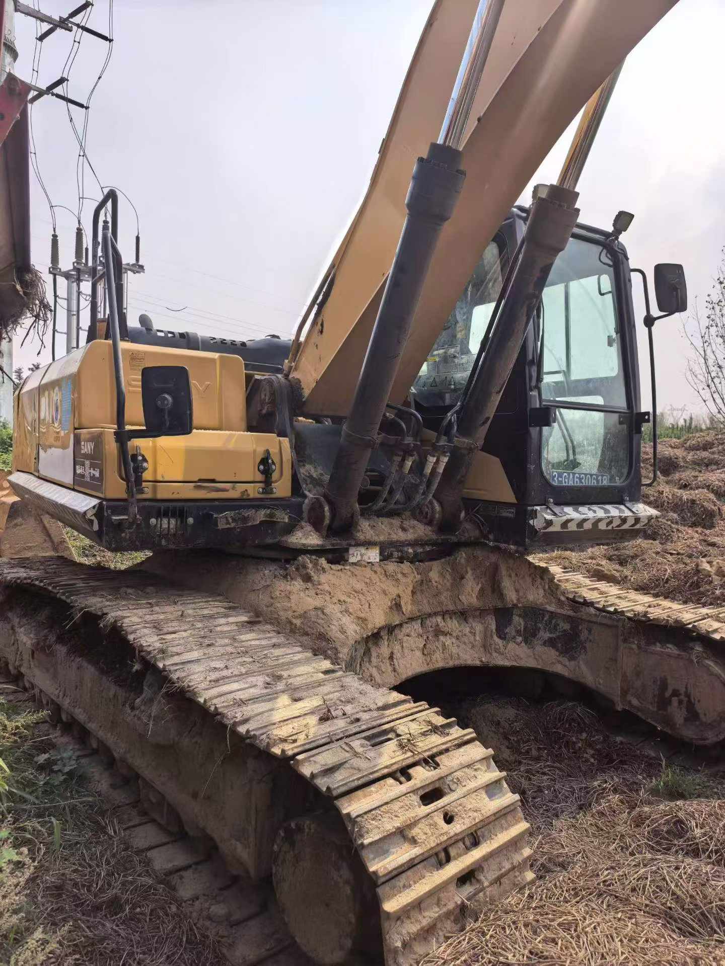 Buy Sany SY245H Used Excavator / 2 Buy Sany SY245H Used Excavator / 2