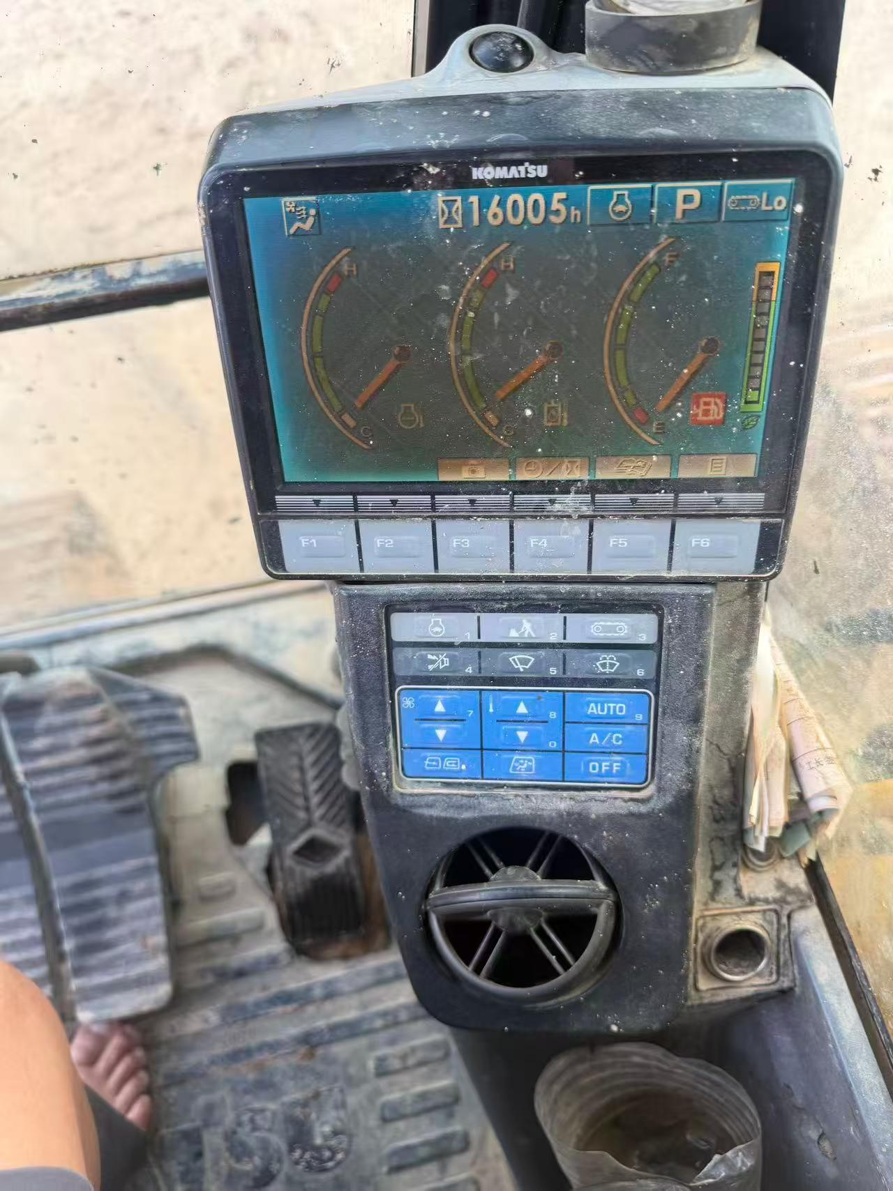 Buy Komatsu PC120-8 Used Excavator / 4 Buy Komatsu PC120-8 Used Excavator / 4